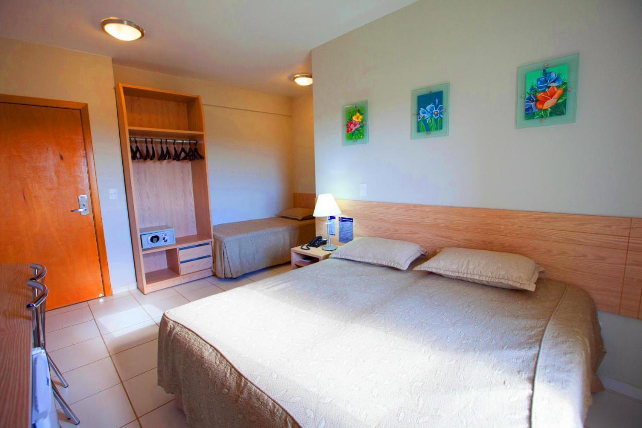 Golden Dolphin Express Via Giro Imobtech Apartman Caldas Novas Kültér fotó